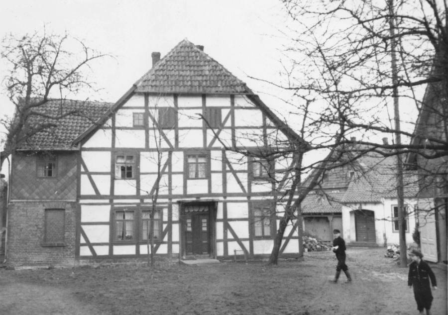 1953-lehrerhaus-kl.jpeg 1953-lehrerhaus-kl.jpeg